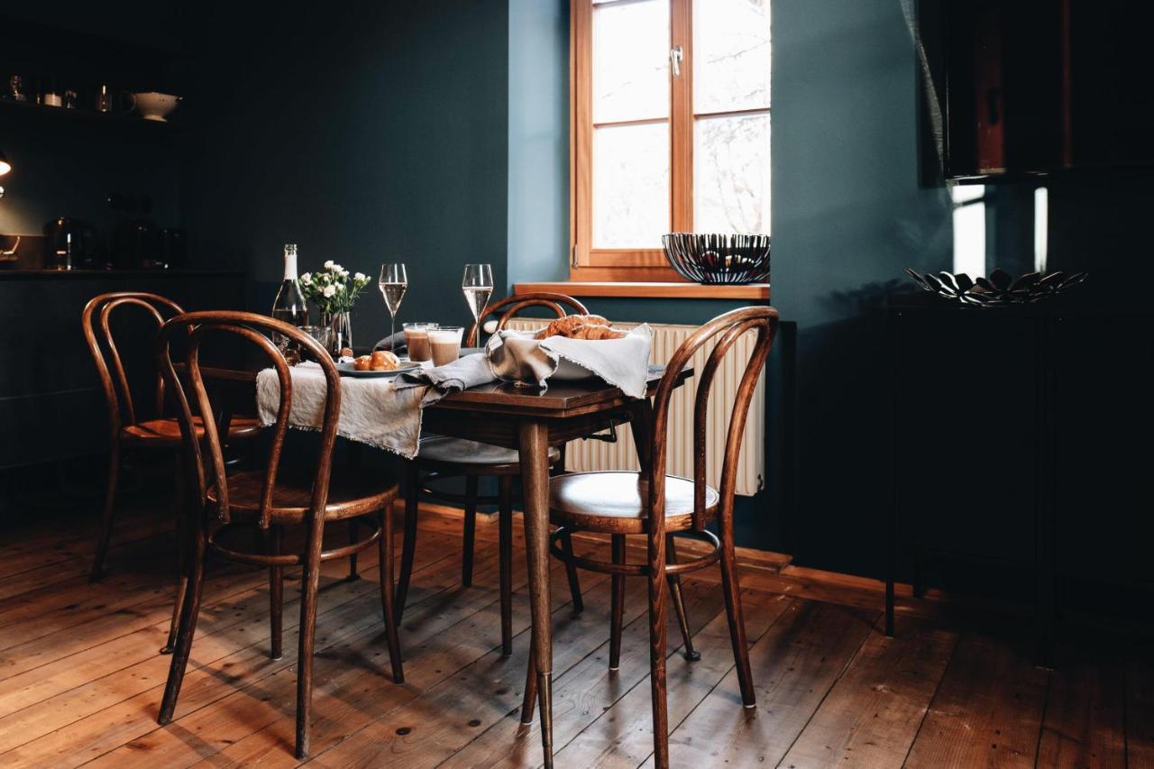 Villa100Und10 By Seebnb Klagenfurt am Woerthersee Ngoại thất bức ảnh